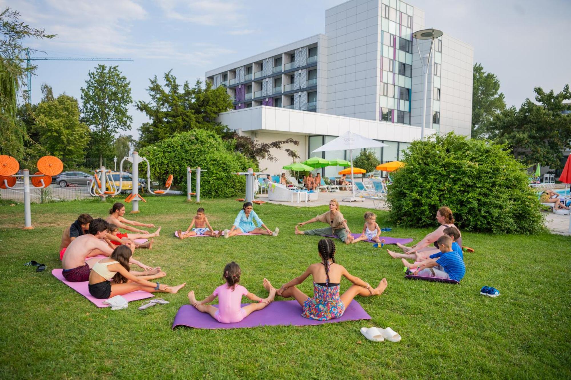 Hotel Melodia Venus Kültér fotó